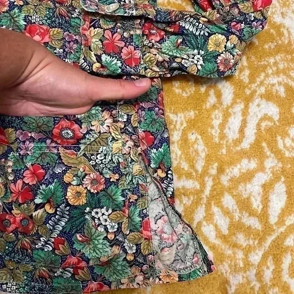 Susan Schrader vintage cotton floral button-down shirt with pockets small - Picture 4 of 6